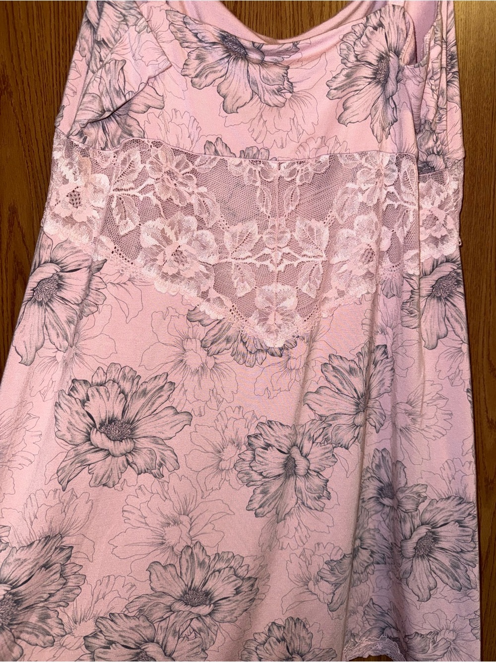 Victoria's Secret Pink Floral Lace-Trim Slip - Picture 7 of 8